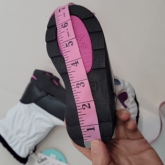 TOTES Waterproof fur lined winter boots white with hearts toddler girls - Picture 14 of 14